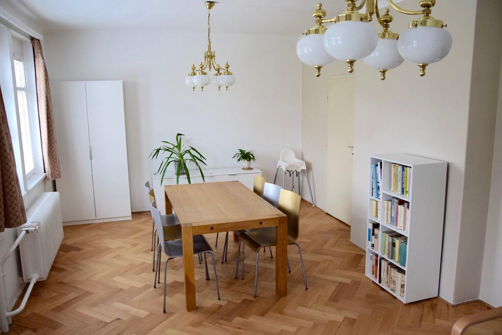 Classical House In Prague 6 Екстериор снимка