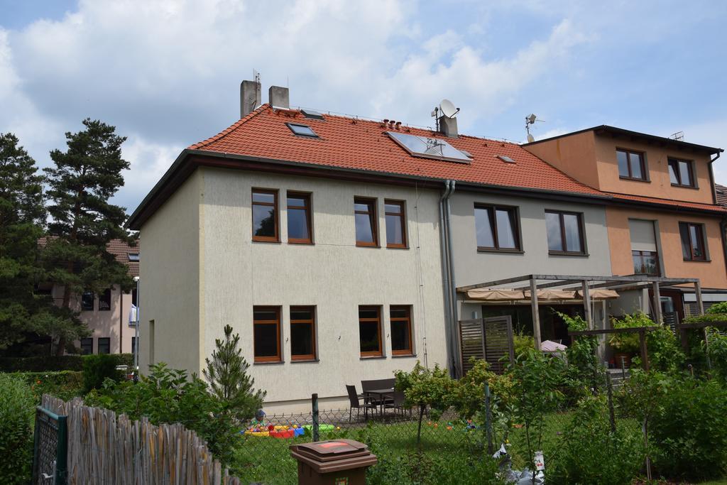 Classical House In Prague 6 Екстериор снимка